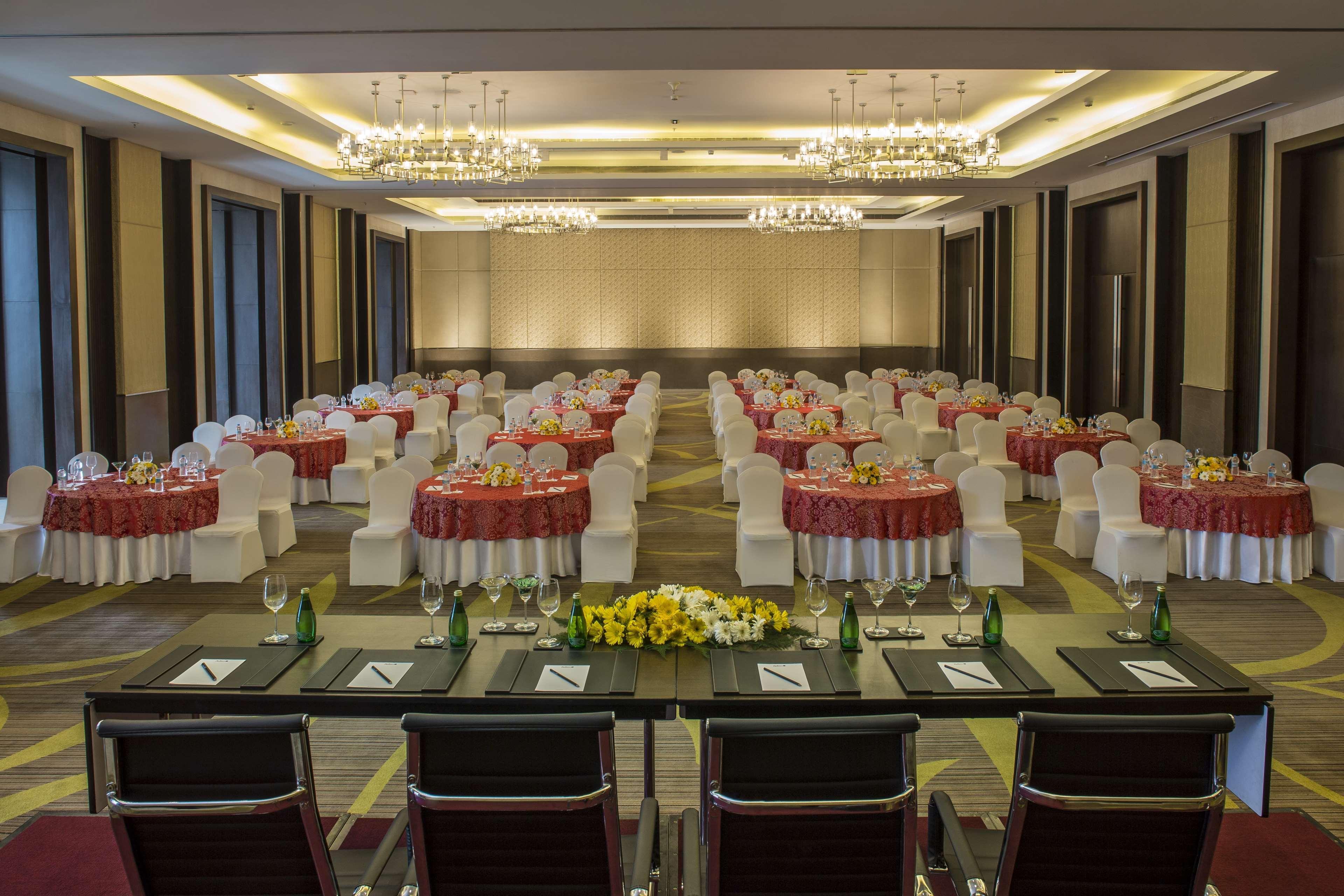 Radisson Blu Hotel Guwahati Zewnętrze zdjęcie The Grand Ballroom