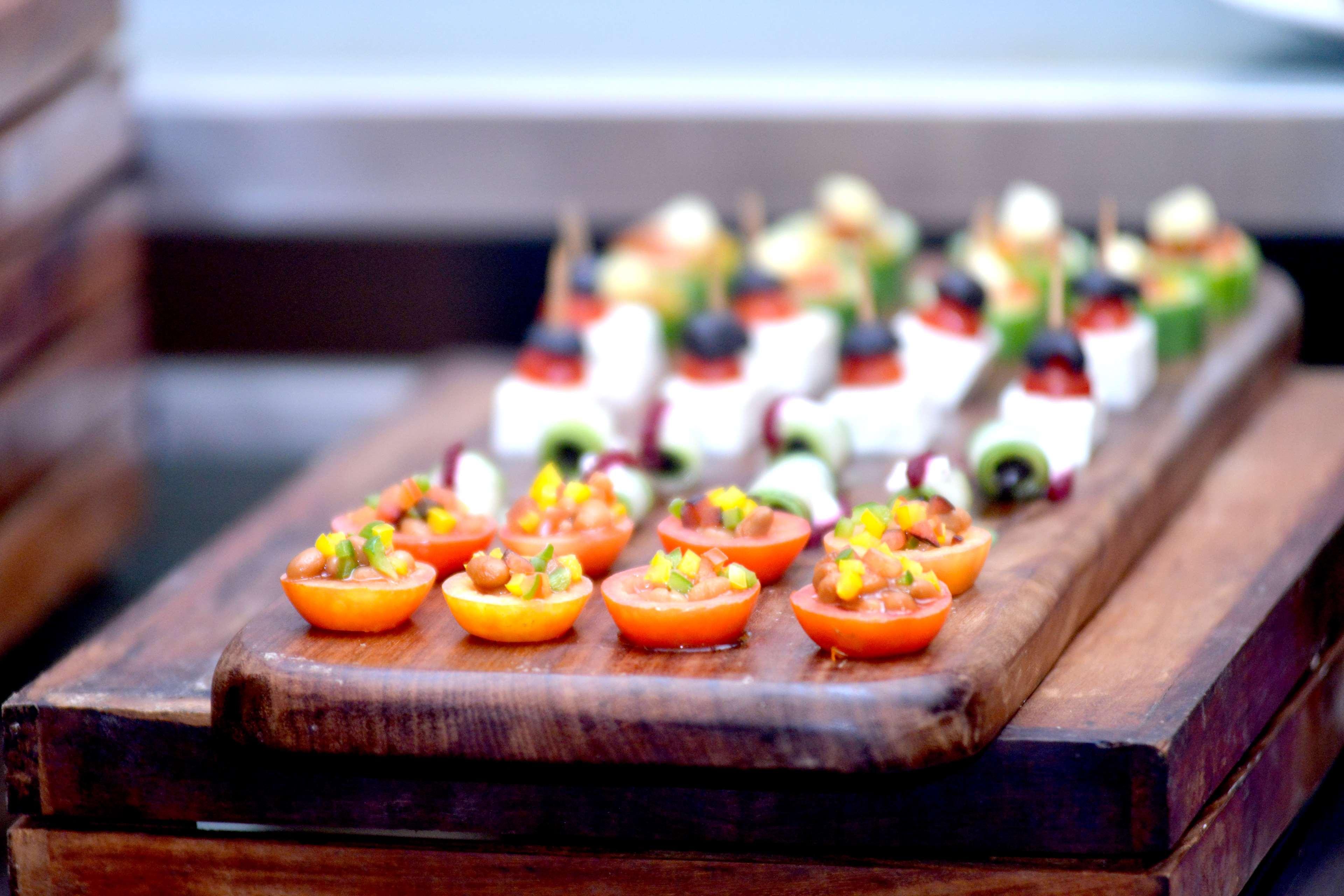 Radisson Blu Hotel Guwahati Zewnętrze zdjęcie Canapés